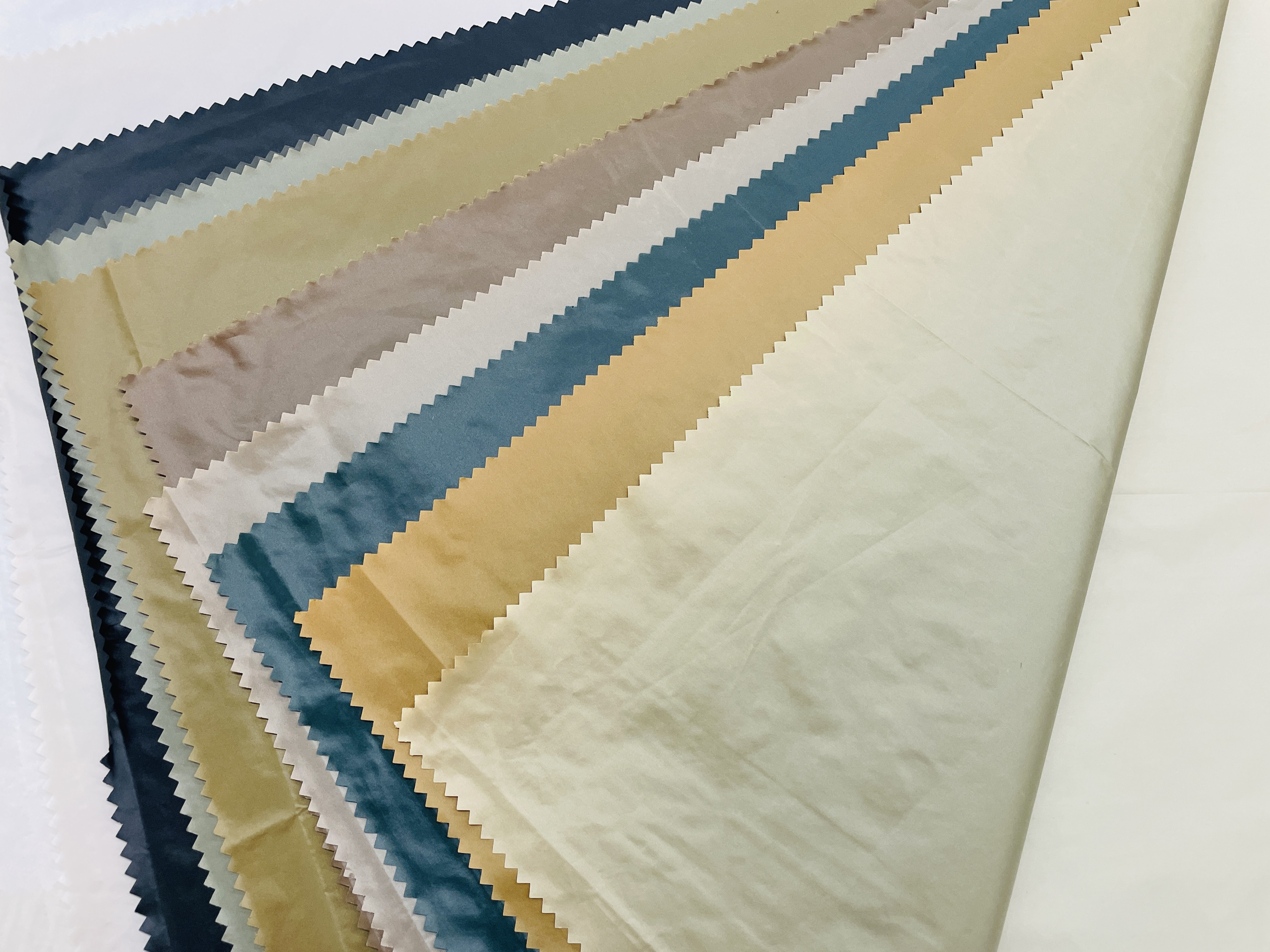 100% 나일론 캘린더 마감 패브릭