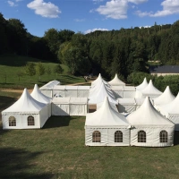 Commercial Use Trade Show Tent Strong Aluminum Alloy Frame 100% Waterproof Luxury High Peak Outdoor Event Pagoda Tent